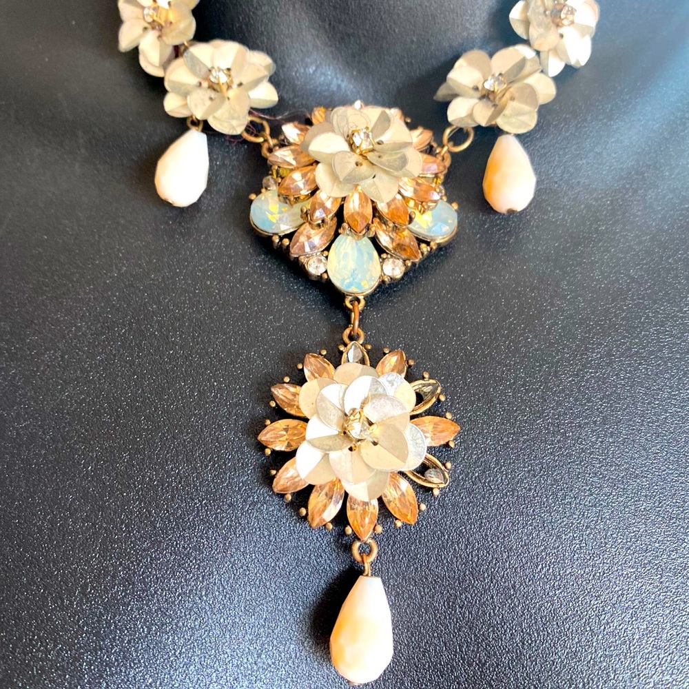 THE HOUSE OF HARLOW 1810 VINTAGE COLLECTION